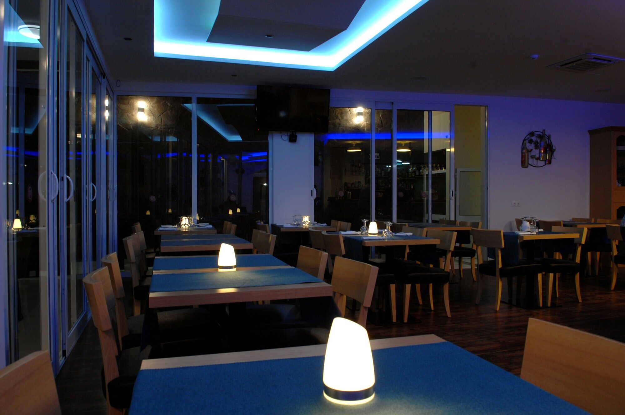 מינדלו Blue Marlin Hotel מראה חיצוני תמונה